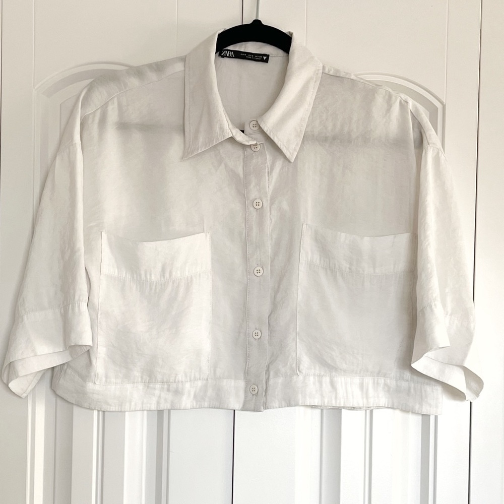 Zara Cropped Button-Up Dress Shirt
